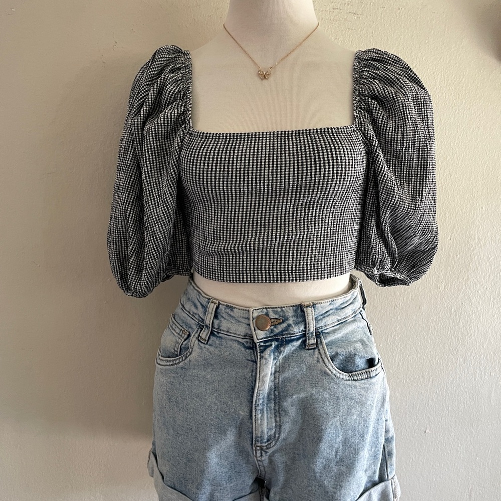 Topshop Monochrome Puff Sleeve Blouse